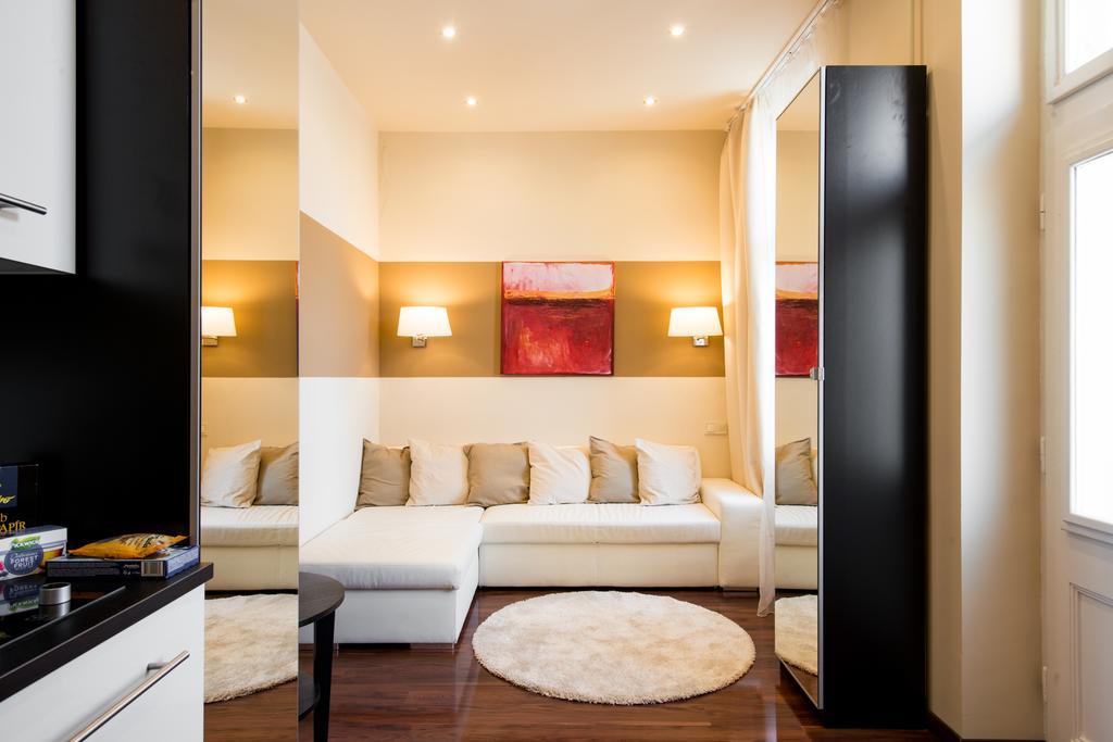 Little Boss Apartment บูดาเปสต์ ภายนอก รูปภาพ